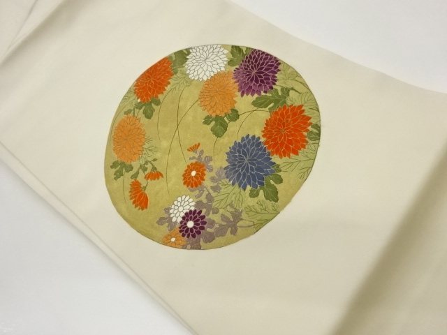 Nagoya obi with embroidered chrysanthemum pattern in gold Shirose roundel design